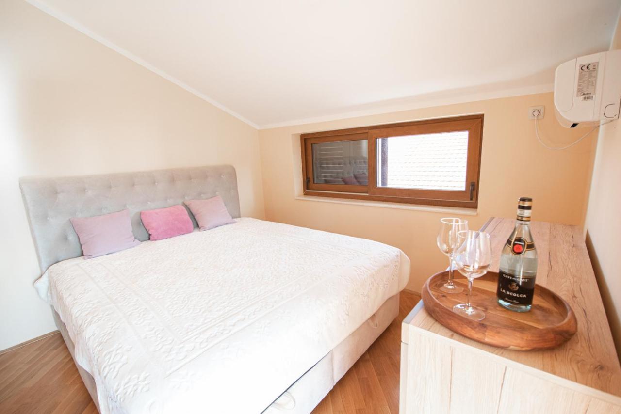 Boka Apartment Baošići エクステリア 写真