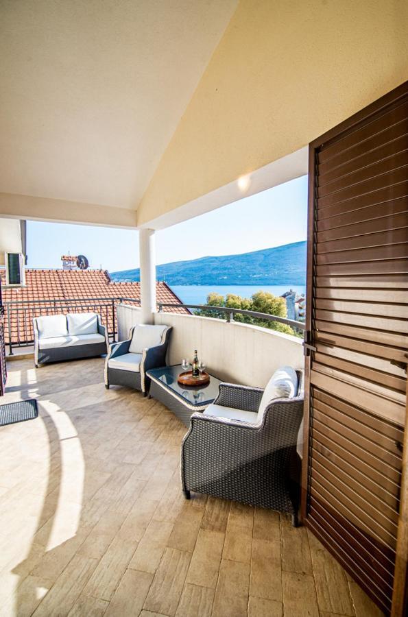 Boka Apartment Baošići エクステリア 写真