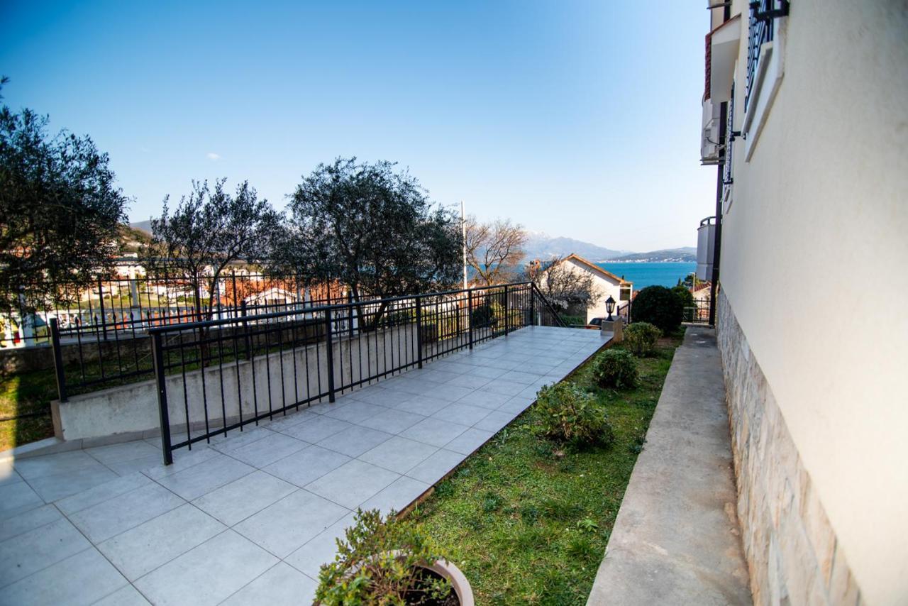 Boka Apartment Baošići エクステリア 写真